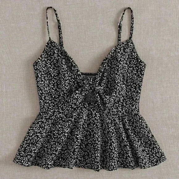 Black Boho Womens Knot Front Allover Plants Cami Top - Picture 3 of 5